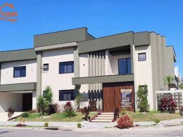 Casa / Sobrado em Condomínio para Venda em Caçapava/SP Residencial Colinas 3 Quartos