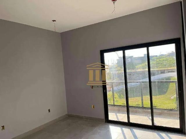 Casa / Sobrado em Condomínio para Venda em Caçapava/SP Residencial Santa Helena 5 Quartos