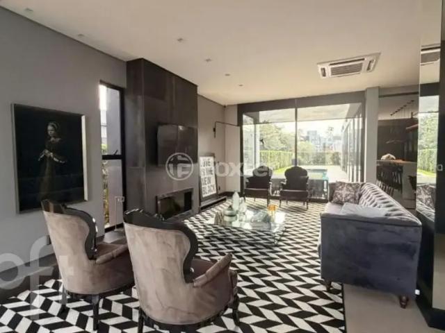 Casa / Sobrado em Condomínio para Venda em Cachoeirinha/RS Distrito Industrial 4 Quartos