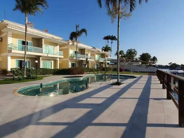 Casa / Sobrado em Condomínio para Venda em Cabo Frio/RJ Ogiva 4 Quartos