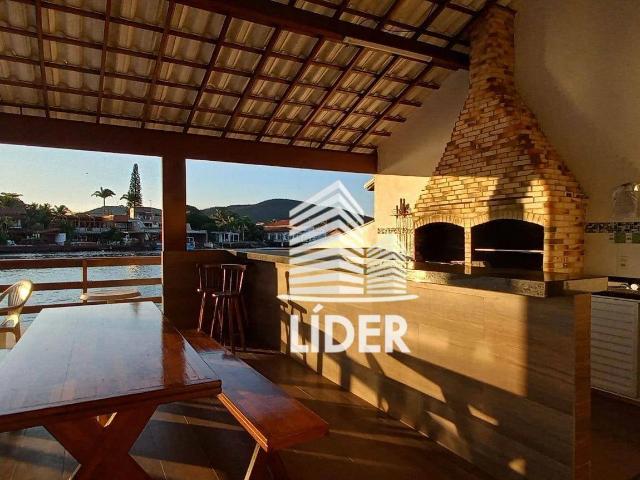 Casa / Sobrado em Condomínio para Venda em Cabo Frio/RJ Ogiva 4 Quartos