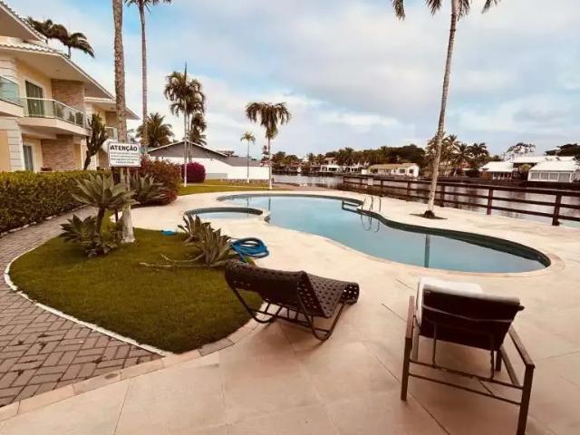 Casa / Sobrado em Condomínio para Venda em Cabo Frio/RJ Ogiva 4 Quartos