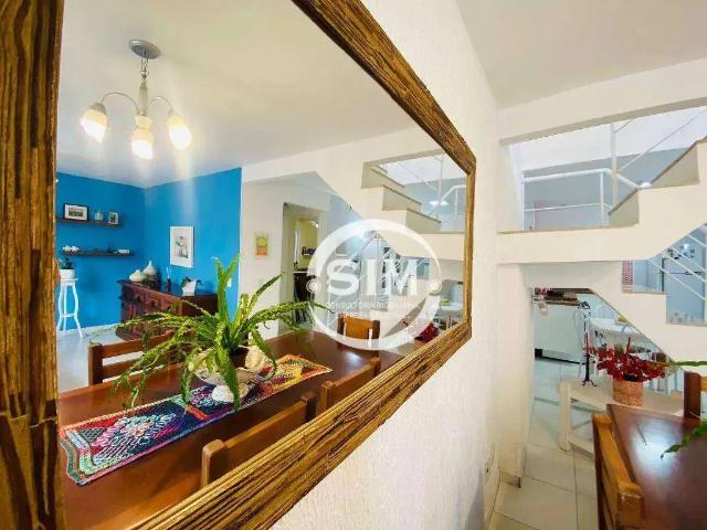 Casa / Sobrado em Condomínio para Venda em Cabo Frio/RJ Braga 4 Quartos