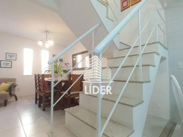 Casa / Sobrado em Condomínio para Venda em Cabo Frio/RJ Braga 4 Quartos