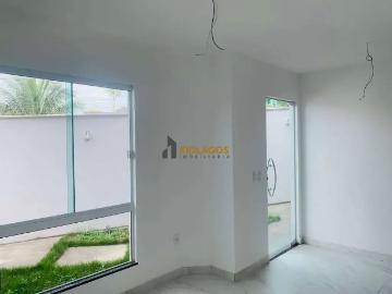 Casa / Sobrado em Condomínio para Venda em Cabo Frio/RJ Caminho de Búzios 3 Quartos