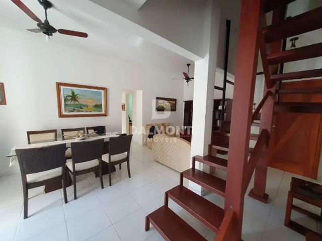 Casa / Sobrado em Condomínio para Venda em Cabo Frio/RJ Centro 3 Quartos