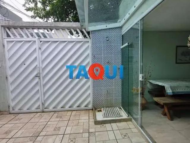 Casa / Sobrado em Condomínio para Venda em Cabo Frio/RJ Passagem 6 Quartos