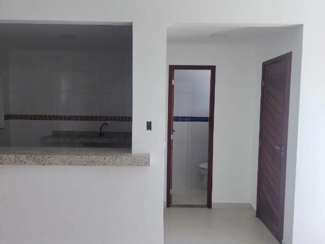 Casa / Sobrado em Condomínio para Venda em Cabo Frio/RJ Peró 1 Quartos