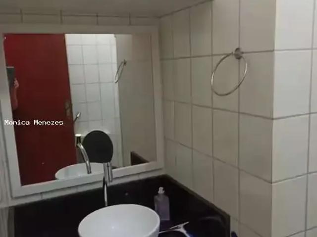 Casa / Sobrado em Condomínio para Venda em Cabo Frio/RJ Peró 2 Quartos