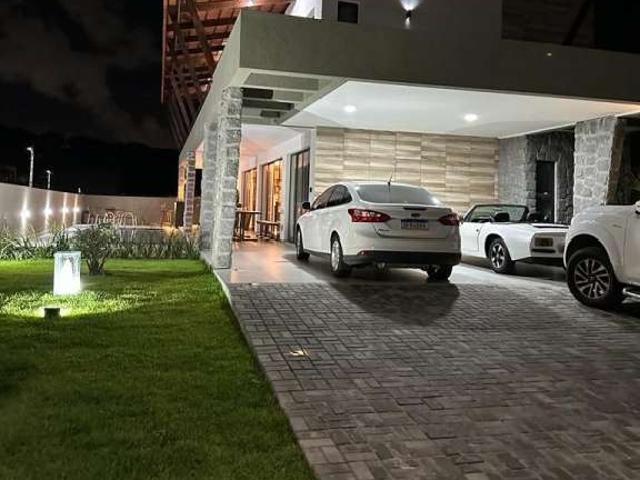 Casa / Sobrado em Condomínio para Venda em Cabedelo/PB Intermares 5 Quartos
