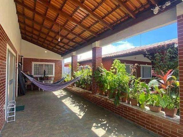 Casa / Sobrado em Condomínio para Venda em Caldas Novas/GO Mansões Águas Quentes 3 Quartos