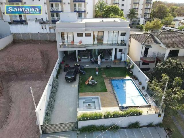 Casa / Sobrado em Condomínio para Venda em Caldas Novas/GO Condomínio Náutico Privê das Caldas 3 Quartos