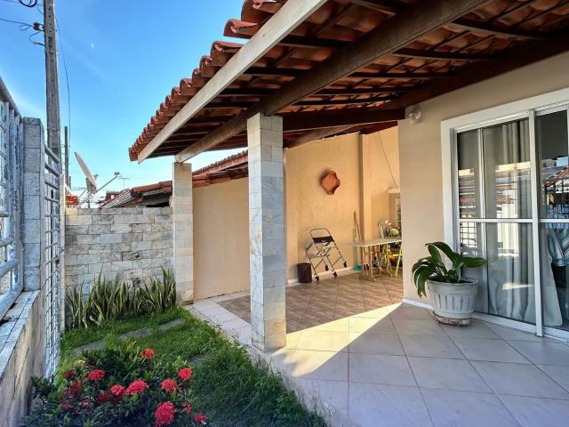 Casa / Sobrado em Condomínio para Venda em Camaçari/BA Catu de Abrantes 2 Quartos
