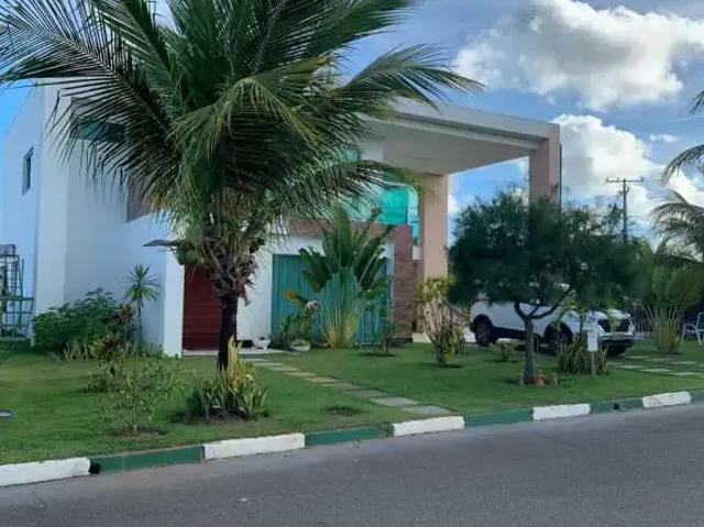 Casa / Sobrado em Condomínio para Venda em Camaçari/BA Centro 5 Quartos