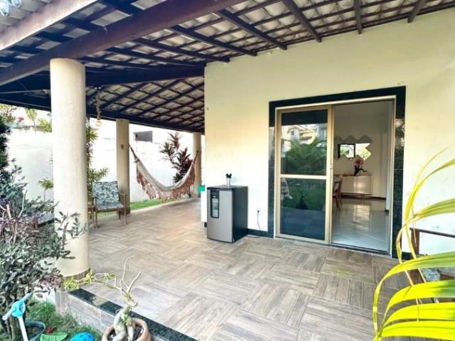 Casa / Sobrado em Condomínio para Venda em Camaçari/BA Abrantes 3 Quartos