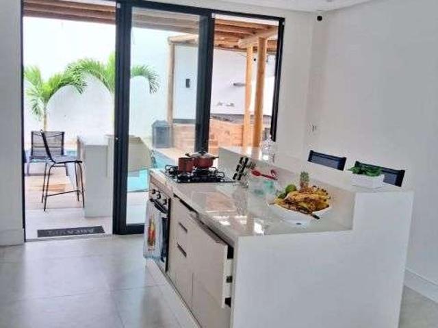 Casa / Sobrado em Condomínio para Venda em Camaçari/BA Abrantes 3 Quartos