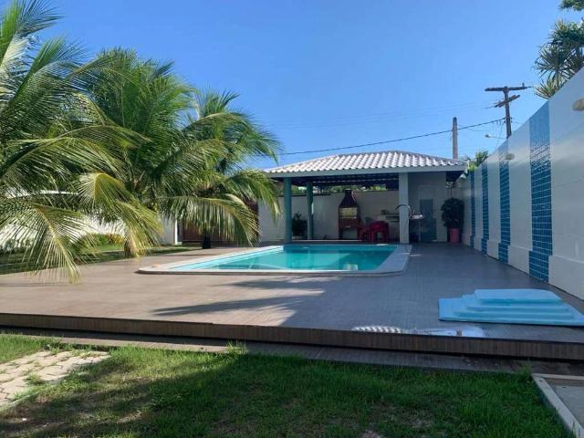Casa / Sobrado em Condomínio para Venda em Camaçari/BA Abrantes 7 Quartos