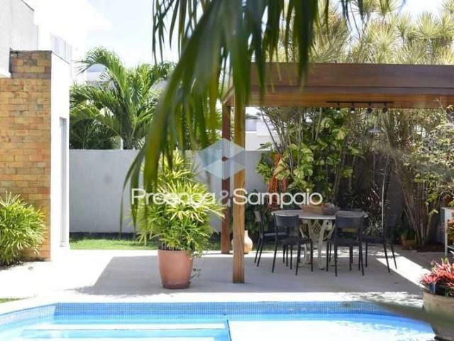Casa / Sobrado em Condomínio para Venda em Camaçari/BA Abrantes 4 Quartos