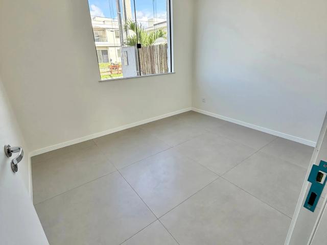 Casa / Sobrado em Condomínio para Venda em Camaçari/BA Abrantes 4 Quartos