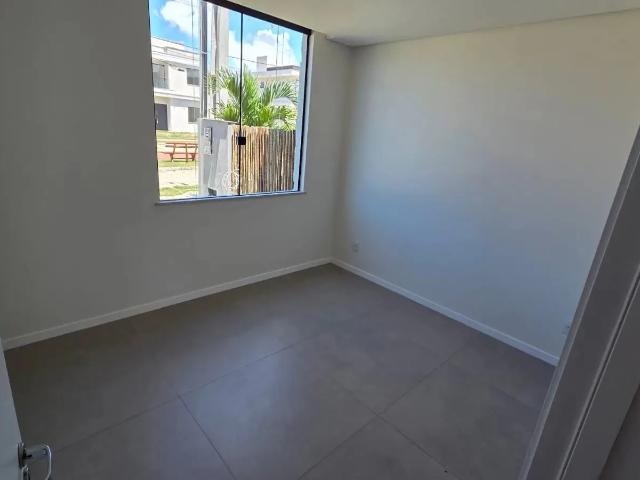 Casa / Sobrado em Condomínio para Venda em Camaçari/BA Abrantes 4 Quartos