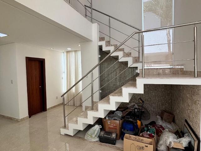 Casa / Sobrado em Condomínio para Venda em Camaçari/BA Abrantes 4 Quartos