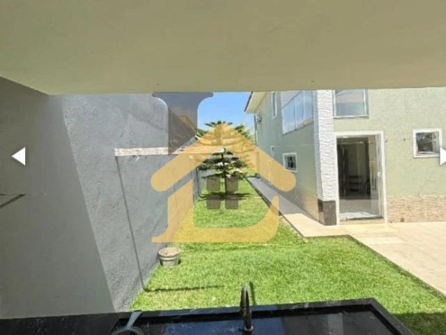 Casa / Sobrado em Condomínio para Venda em Camaçari/BA Abrantes 4 Quartos