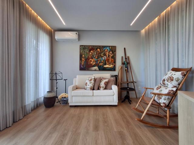 Casa / Sobrado em Condomínio para Venda em Camaçari/BA Abrantes 4 Quartos