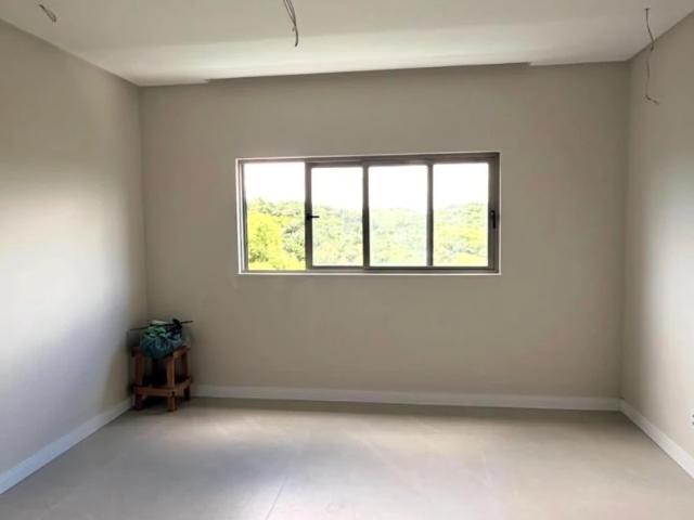 Casa / Sobrado em Condomínio para Venda em Camaçari/BA Abrantes 4 Quartos