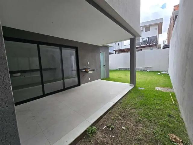 Casa / Sobrado em Condomínio para Venda em Camaçari/BA Abrantes 4 Quartos