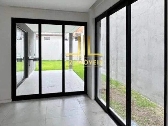Casa / Sobrado em Condomínio para Venda em Camaçari/BA Abrantes 4 Quartos