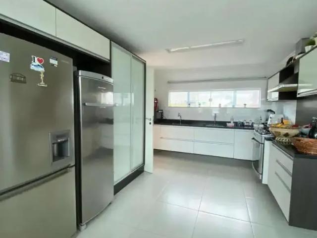 Casa / Sobrado em Condomínio para Venda em Camaçari/BA Abrantes 5 Quartos