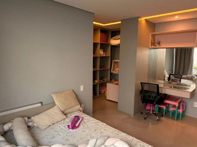 Casa / Sobrado em Condomínio para Venda em Camaçari/BA Abrantes 5 Quartos