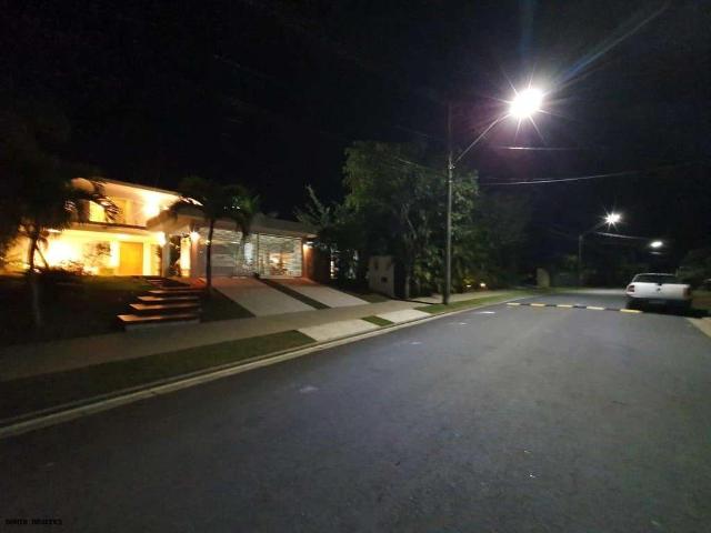 Casa / Sobrado em Condomínio para Venda em Camaçari/BA Alphaville Abrantes 4 Quartos