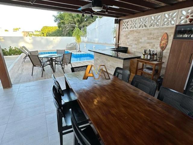 Casa / Sobrado em Condomínio para Venda em Camaçari/BA Alphaville Abrantes 4 Quartos