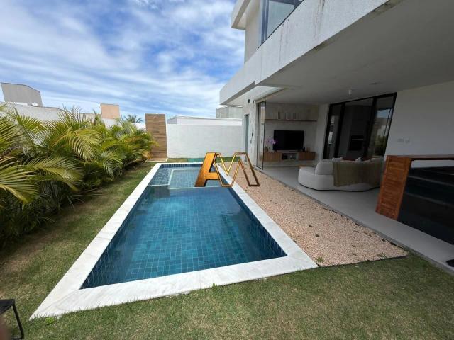 Casa / Sobrado em Condomínio para Venda em Camaçari/BA Alphaville Abrantes 4 Quartos