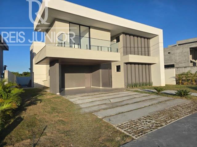 Casa / Sobrado em Condomínio para Venda em Camaçari/BA Alphaville Abrantes 4 Quartos