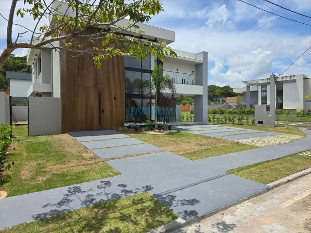 Casa / Sobrado em Condomínio para Venda em Camaçari/BA Alphaville Abrantes 4 Quartos