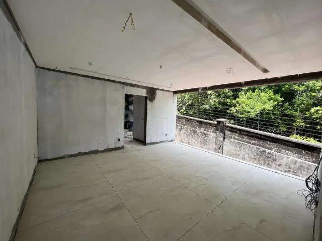 Casa / Sobrado em Condomínio para Venda em Camaçari/BA Alphaville Abrantes 4 Quartos