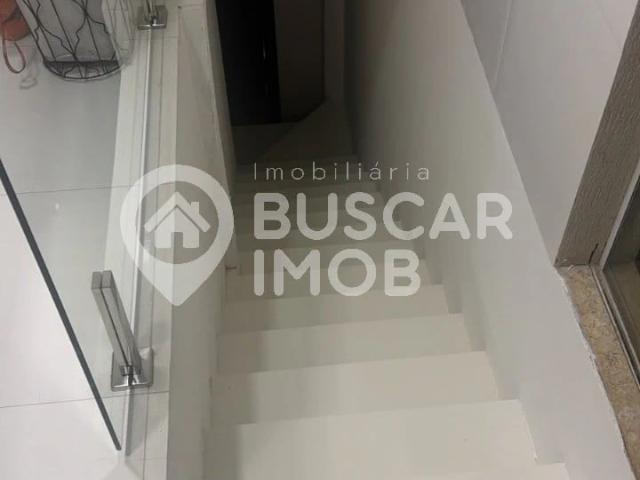 Casa / Sobrado em Condomínio para Venda em Camaçari/BA Alphaville Abrantes 5 Quartos