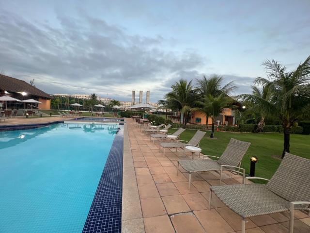 Casa / Sobrado em Condomínio para Venda em Camaçari/BA Alphaville Litoral Norte I I 4 Quartos
