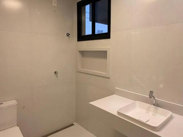 Casa / Sobrado em Condomínio para Venda em Camaçari/BA Alphaville Litoral Norte I I I 4 Quartos