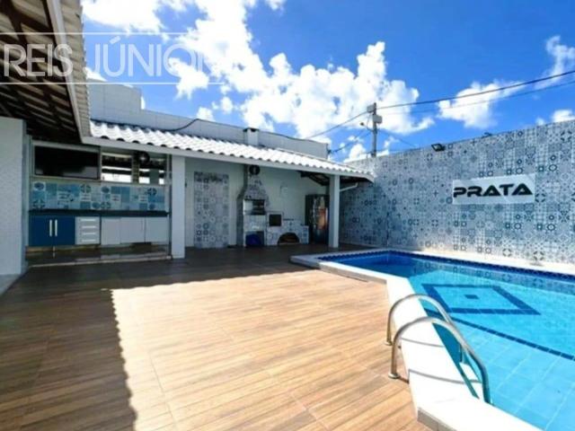 Casa / Sobrado em Condomínio para Venda em Camaçari/BA Arembepe Abrantes 4 Quartos