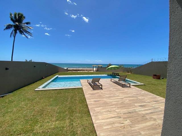 Casa / Sobrado em Condomínio para Venda em Camaçari/BA Barra do Jacuípe 4 Quartos
