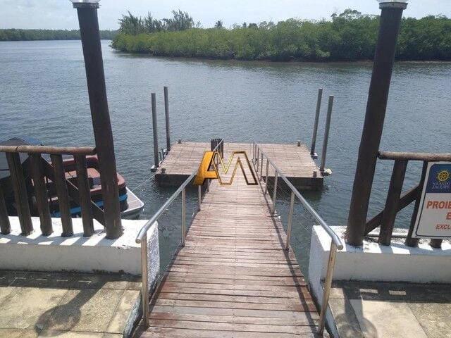 Casa / Sobrado em Condomínio para Venda em Camaçari/BA Barra do Jacuípe 4 Quartos
