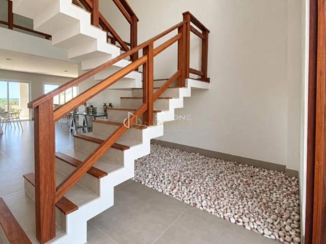 Casa / Sobrado em Condomínio para Venda em Camaçari/BA Barra do Jacuípe 4 Quartos