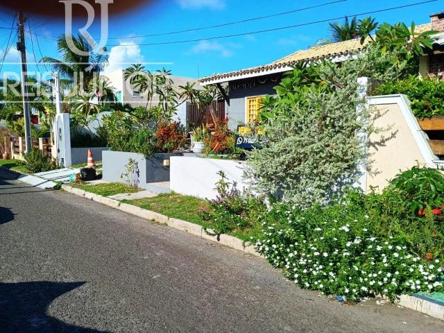 Casa / Sobrado em Condomínio para Venda em Camaçari/BA Barra do Jacuípe 2 Quartos
