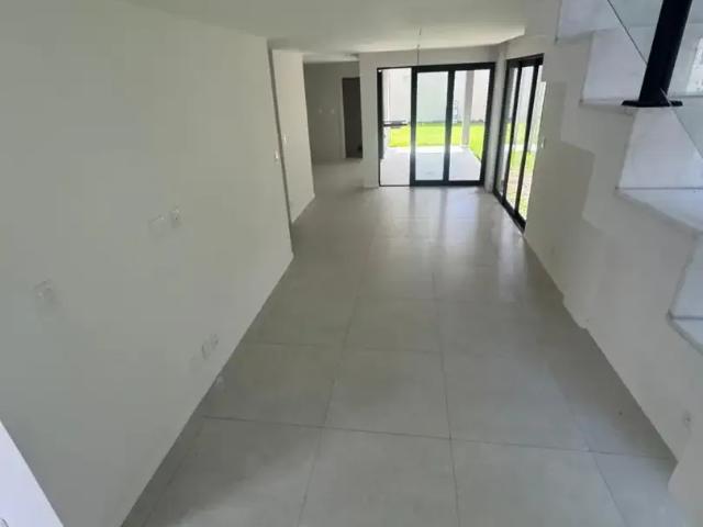 Casa / Sobrado em Condomínio para Venda em Camaçari/BA Busca Vida 4 Quartos