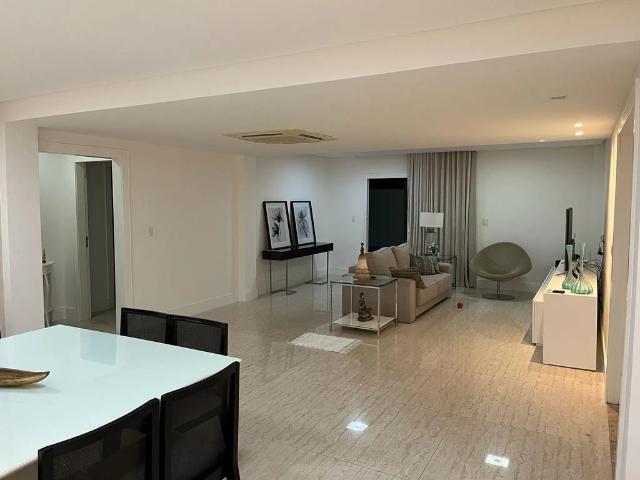 Casa / Sobrado em Condomínio para Venda em Camaçari/BA Busca Vida 5 Quartos
