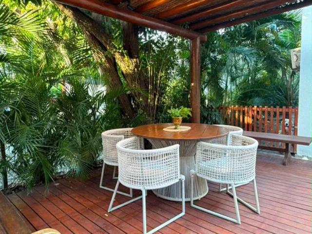 Casa / Sobrado em Condomínio para Venda em Camaçari/BA Busca Vida 5 Quartos