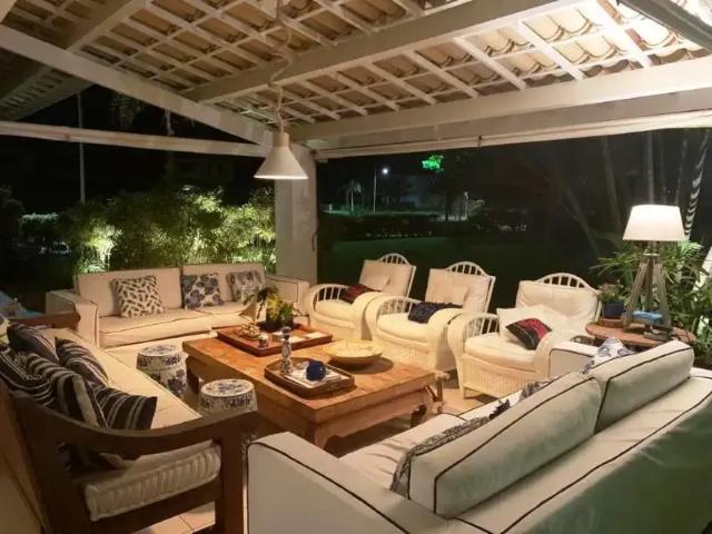 Casa / Sobrado em Condomínio para Venda em Camaçari/BA Busca Vida 7 Quartos